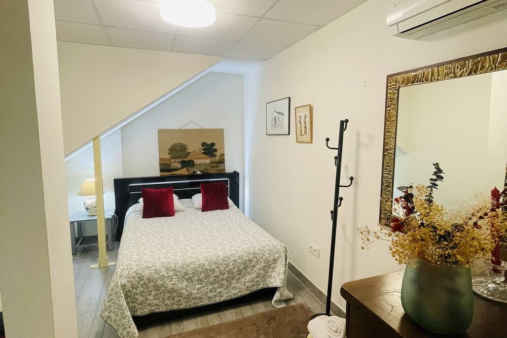 Photo of Bedroom in Montreal
