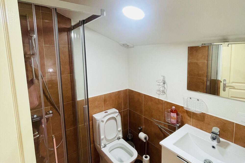 Photo of Bathroom in Montreal