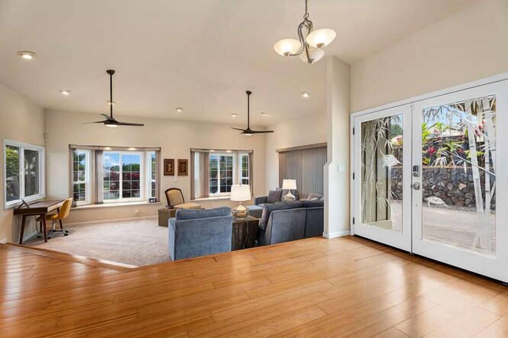 Photo of Bedroom in Kealakekua