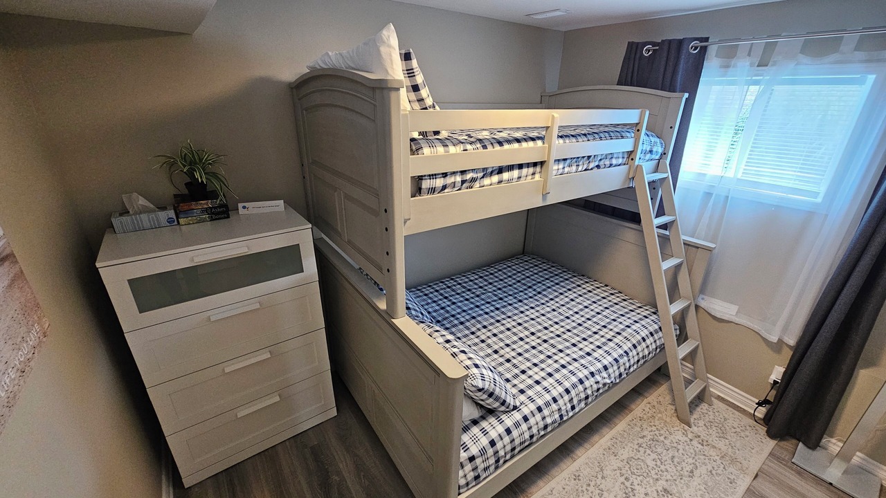 Photo of Bedroom in Rideau Heights