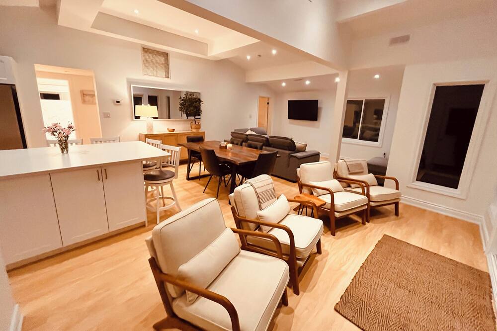 Photo of Livingroom in Purdy