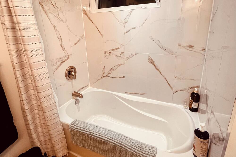 Photo of Bathroom in Purdy