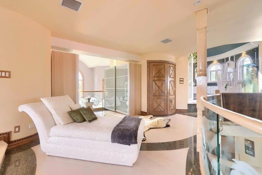 Photo of Bedroom in Papineau Regional County Municipality