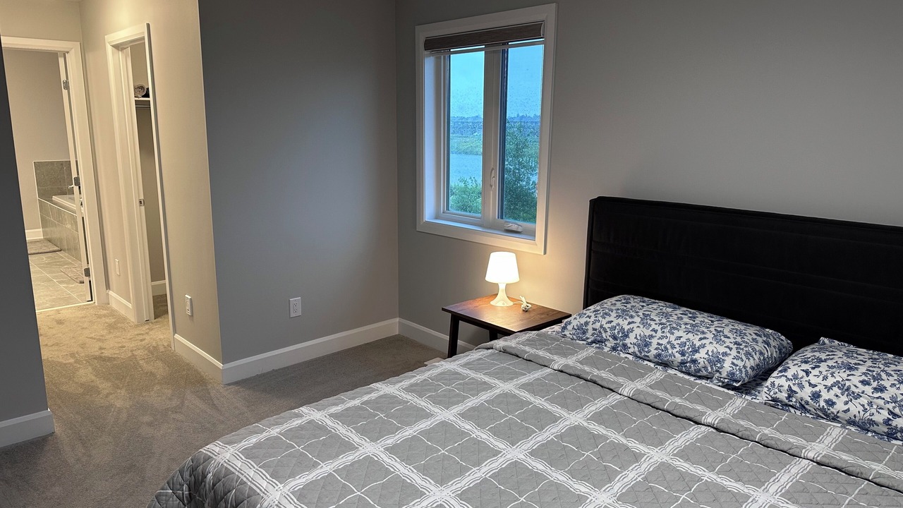 Photo of Bedroom in Russell