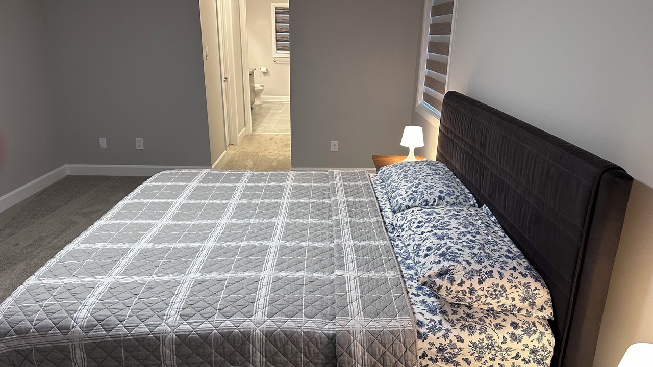 Photo of Bedroom in Russell