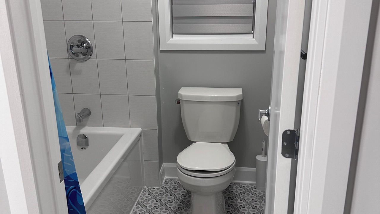 Photo of Bathroom in Russell