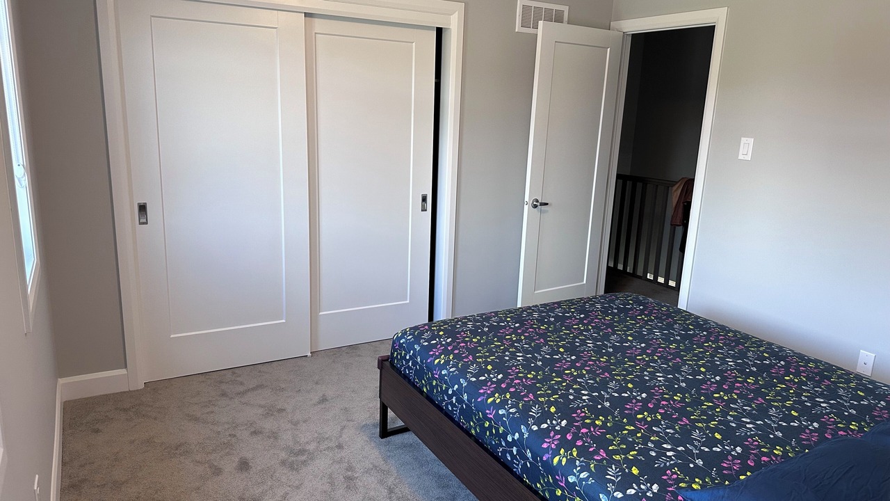 Photo of Bedroom in Russell