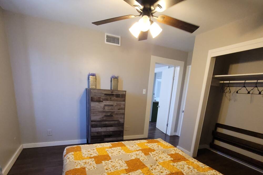 Photo of Bedroom in Harper