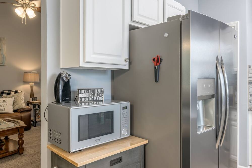 Photo of Kitchen in I-435 West KC-KS