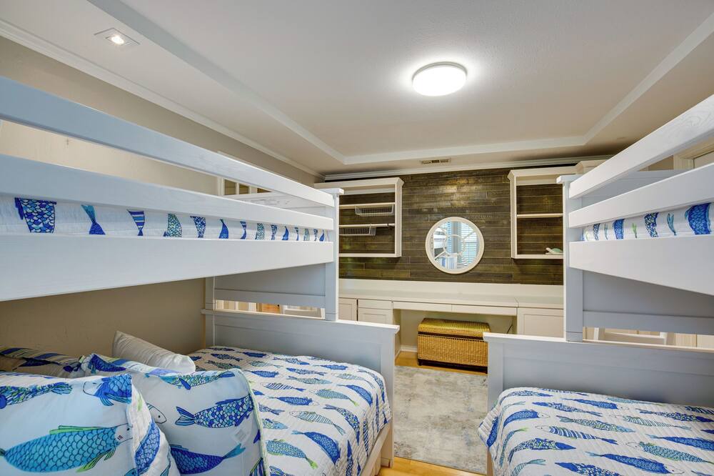 Photo of Bedroom in Flint