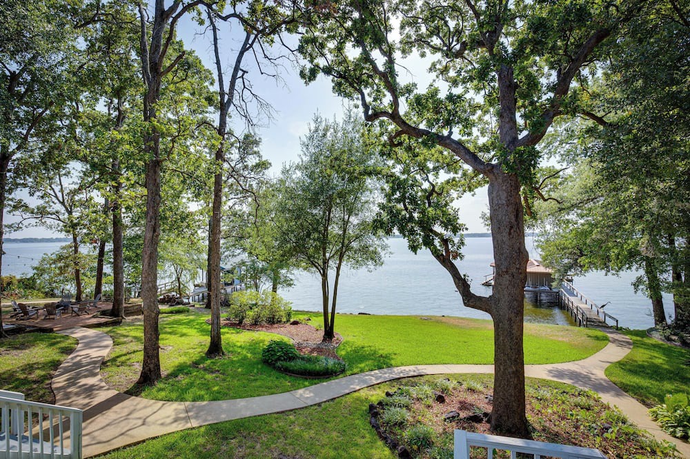 Photo of Outdoor in Flint