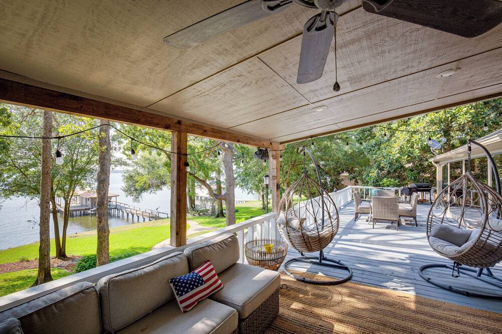 Photo of Outdoor in Flint