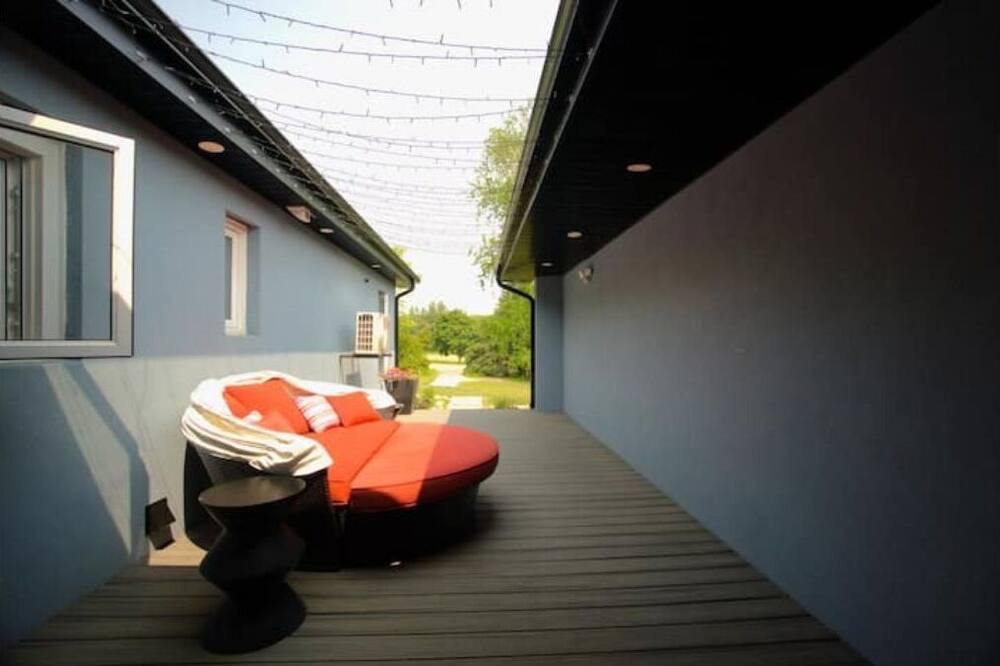 Photo of Patio Balcony in East Gwillimbury