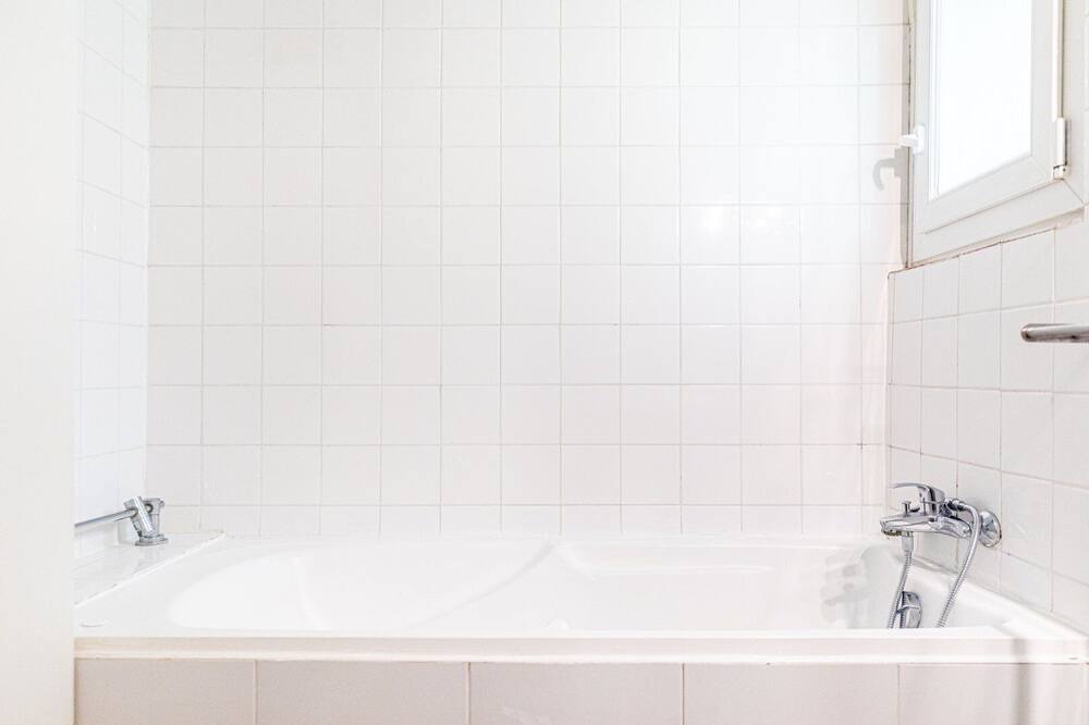 Photo of Bathroom in Charenton-le-Pont