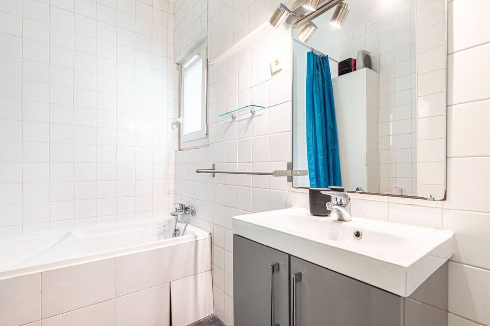 Photo of Bathroom in Charenton-le-Pont