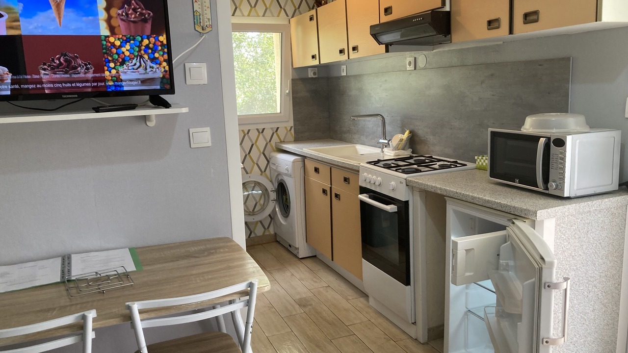 Photo of Kitchen in Compreignac