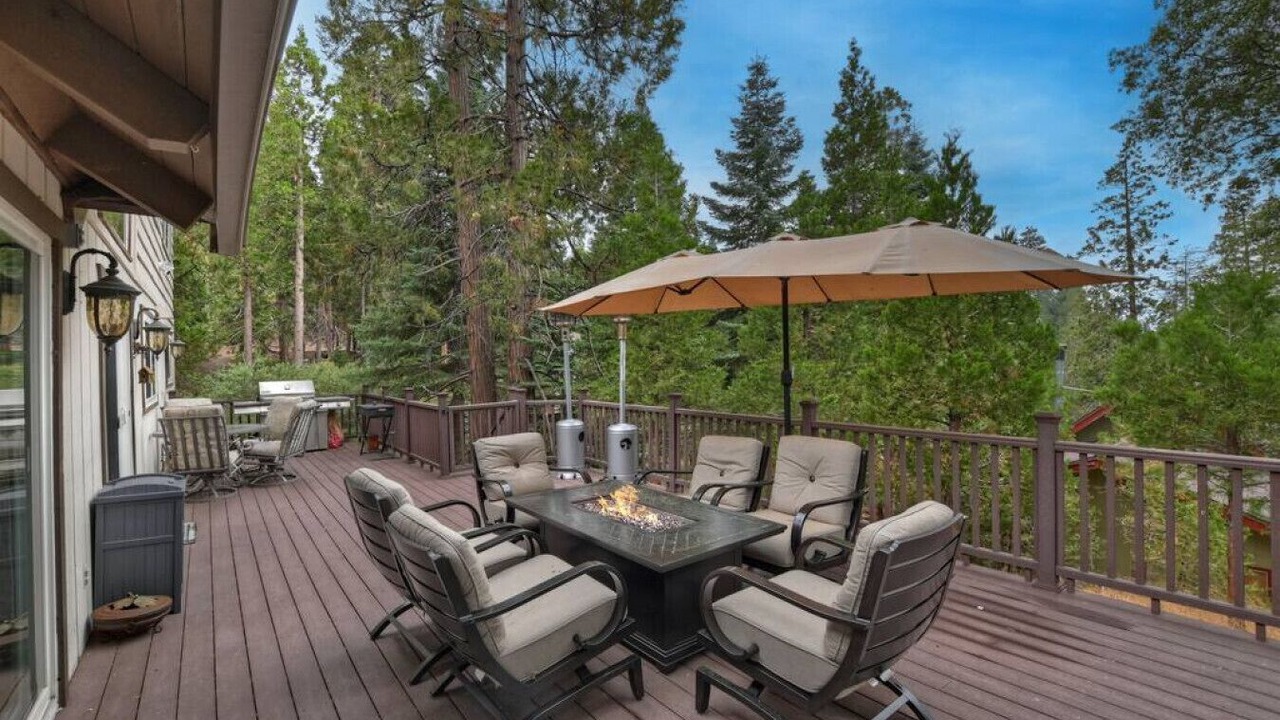 Photo of Patio Balcony in Cedar Glen