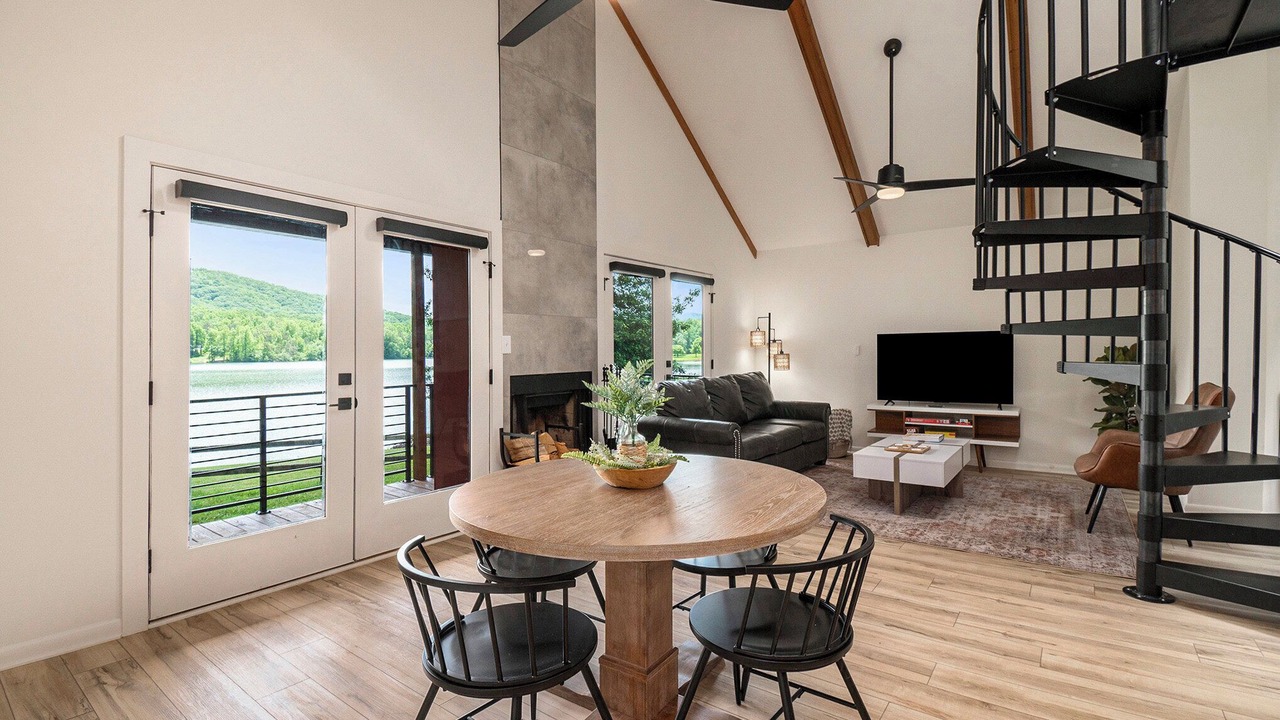 Photo of Outdoor in Hiawassee