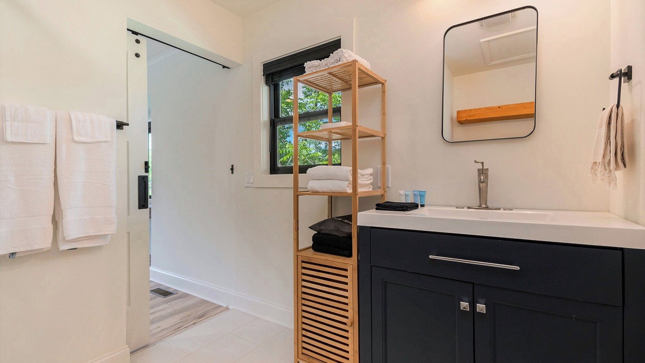 Photo of Bathroom in Hiawassee