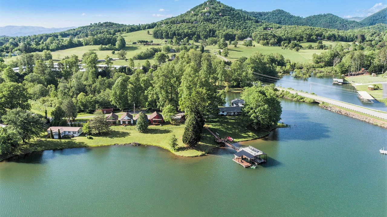 Photo of Outdoor in Hiawassee