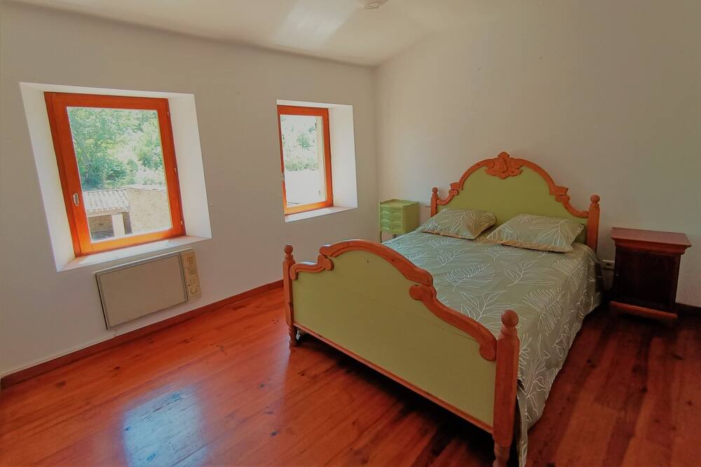 Photo of Bedroom in Antugnac