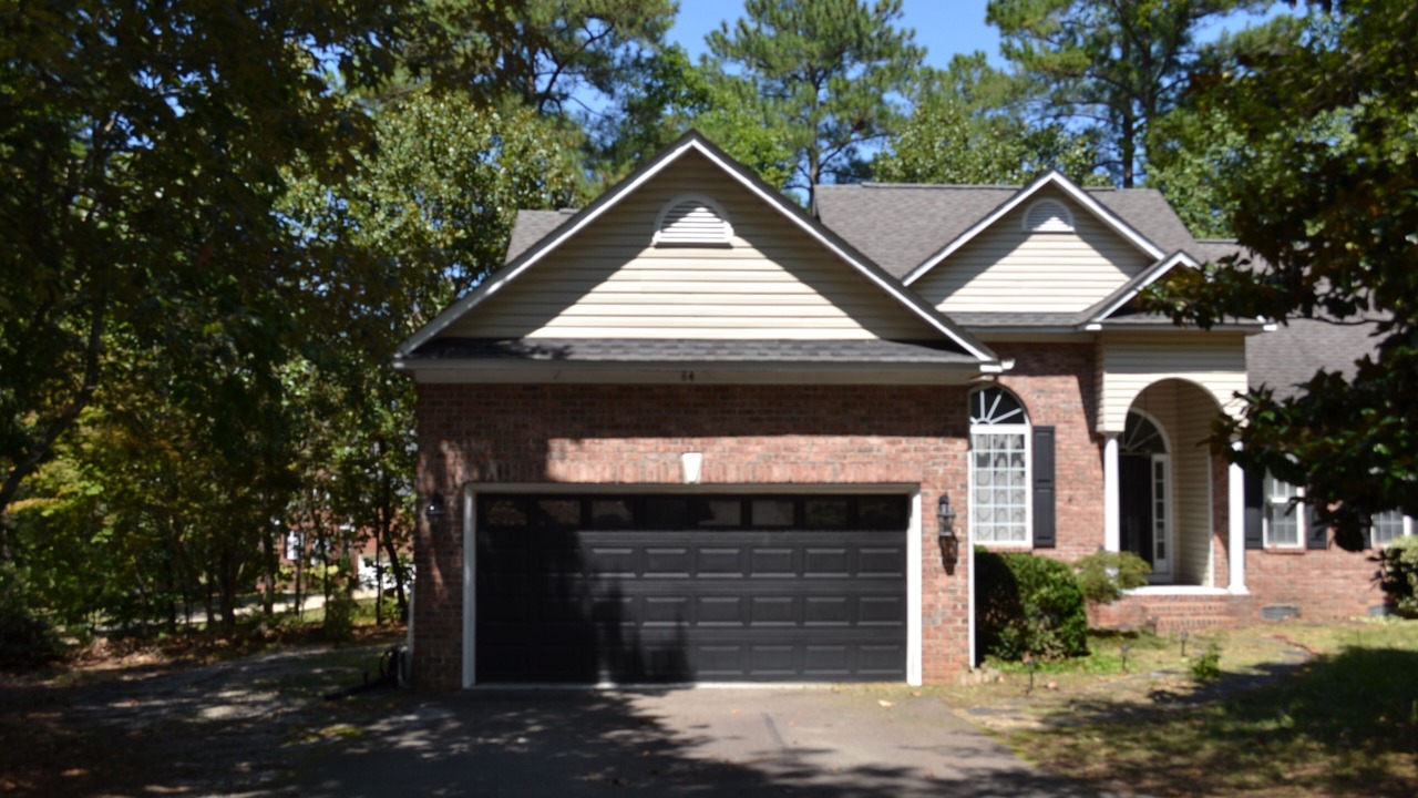 Photo of Outdoor in Olivia