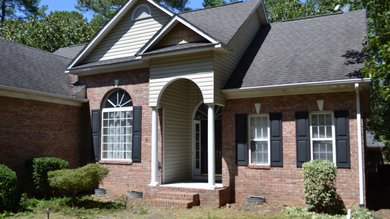 Photo of Outdoor in Olivia