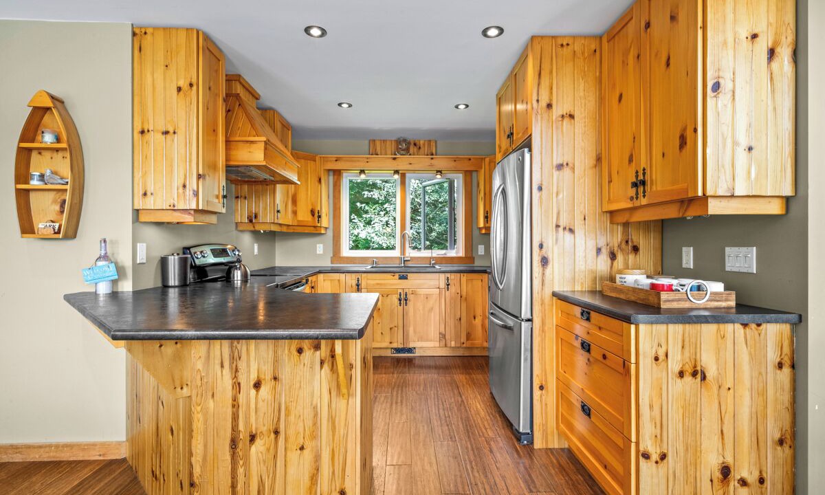 Photo of Kitchen in McKellar