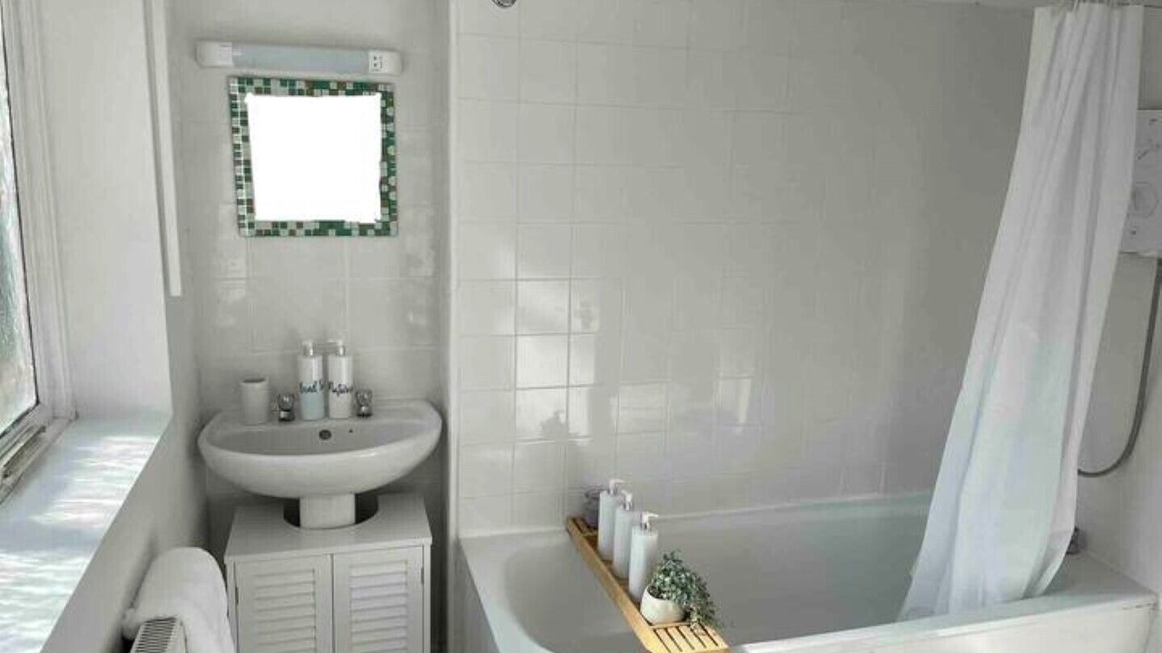 Photo of Bathroom in Down Ampney