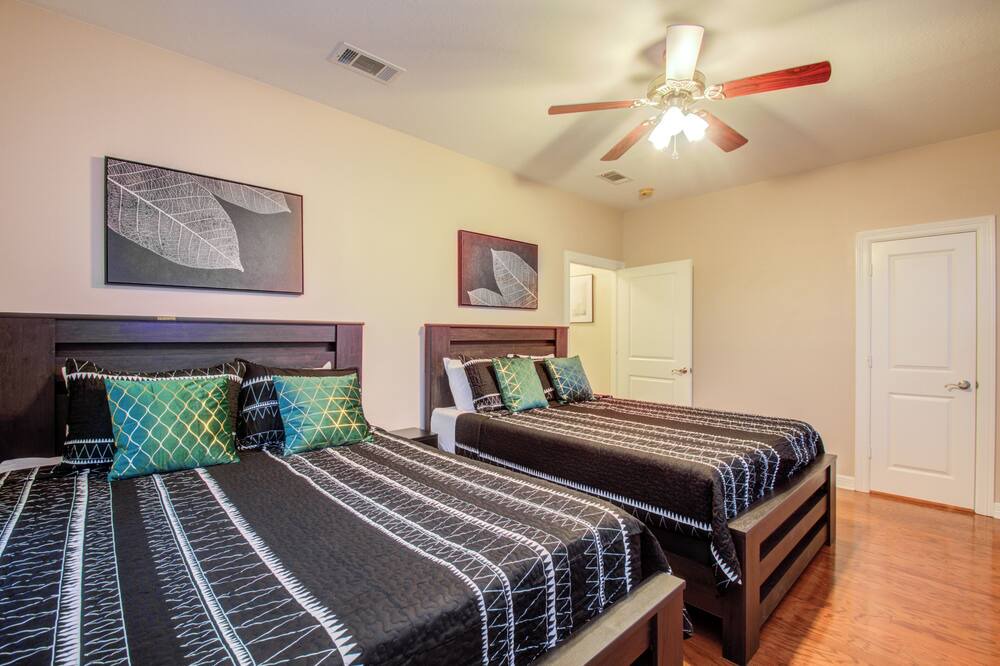 Photo of Bedroom in Pointblank