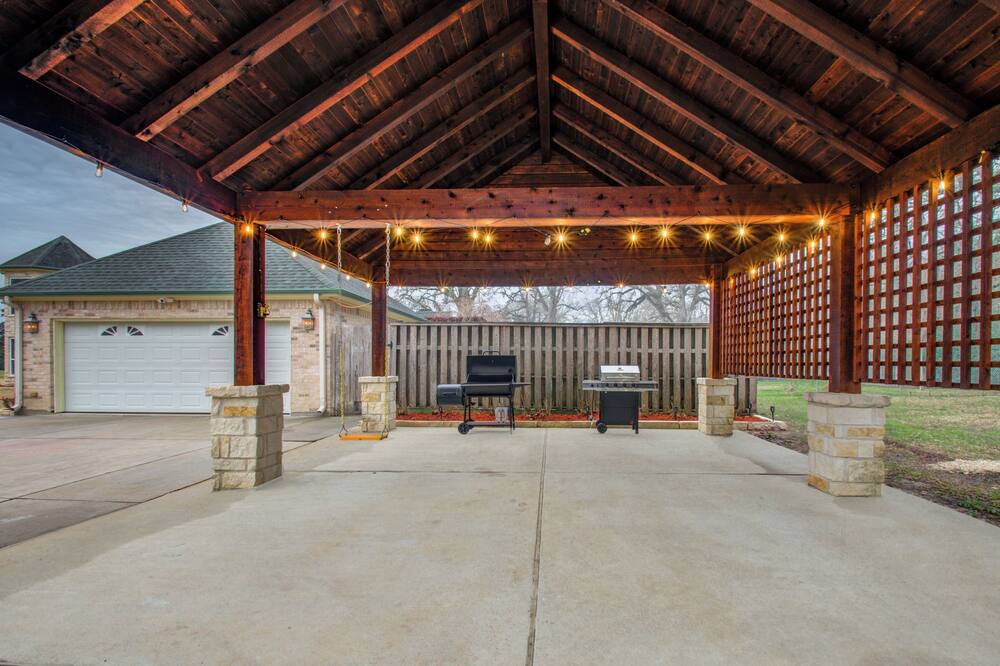 Photo of Outdoor in Pointblank