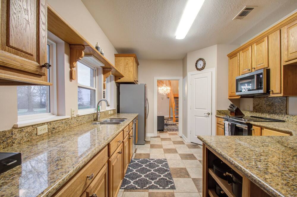 Photo of Kitchen in Pointblank