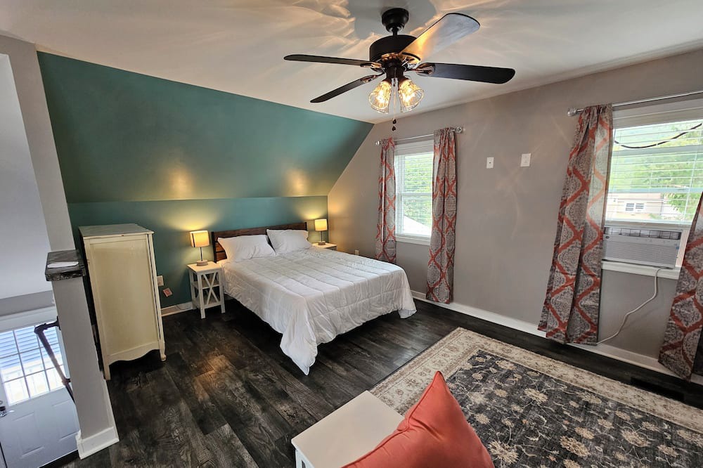 Photo of Bedroom in Corning