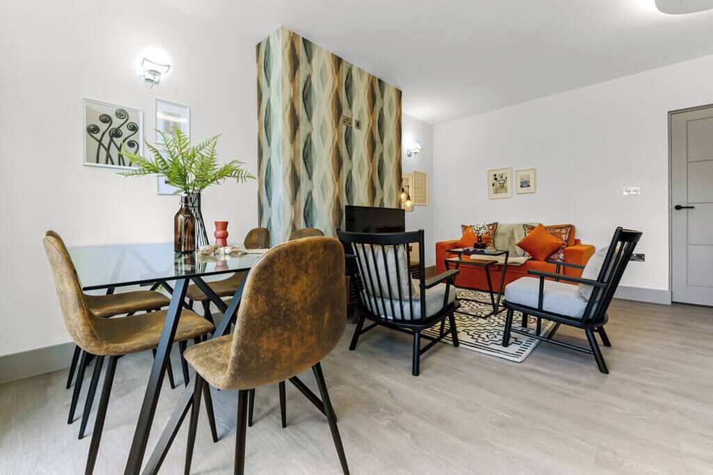 Photo of Others in Fortis Green