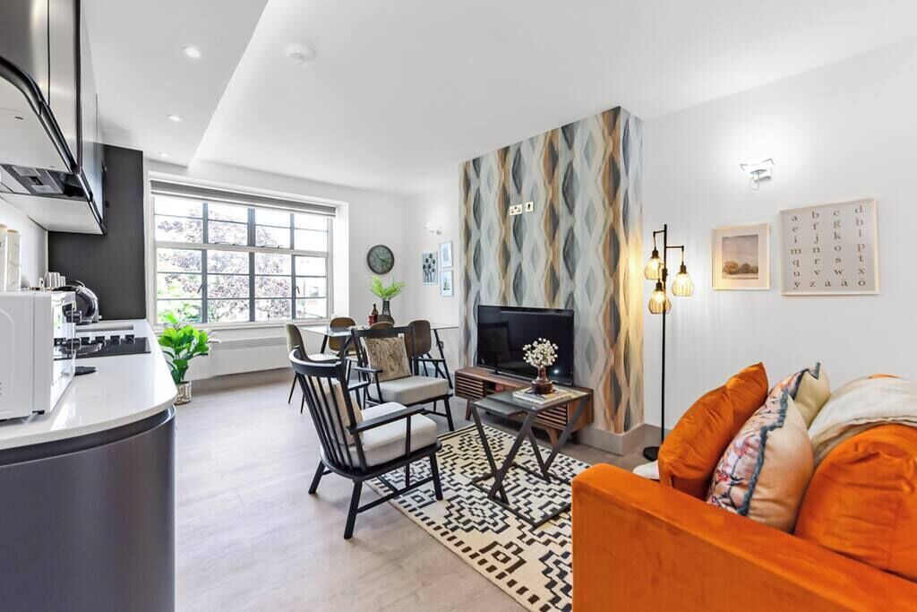 Photo of Others in Fortis Green