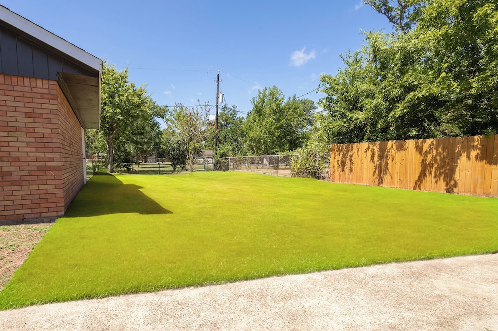 Photo of Outdoor in Lake Jackson