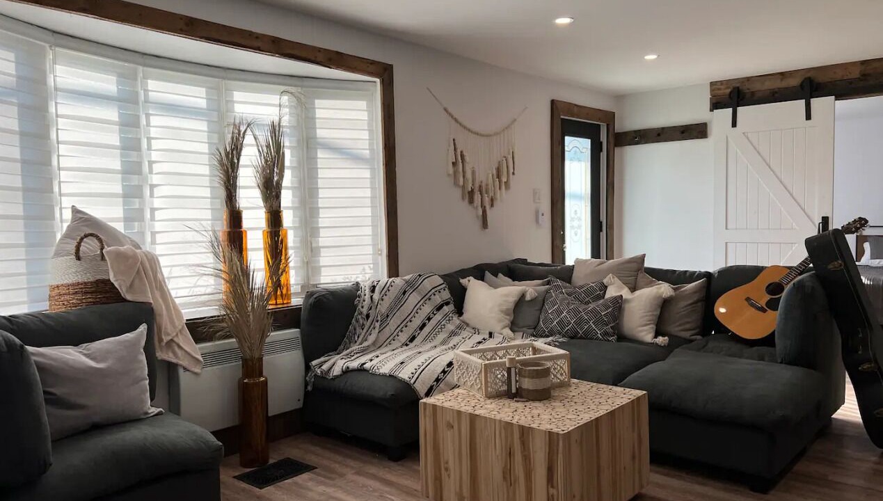 Photo of Livingroom in L'Annonciation