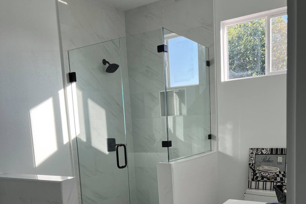 Photo of Bathroom in South Dallas - Fair Park