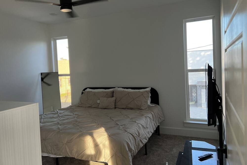 Photo of Bedroom in South Dallas - Fair Park