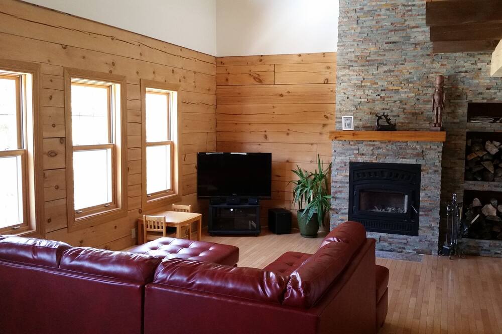 Photo of Livingroom in Mauricie
