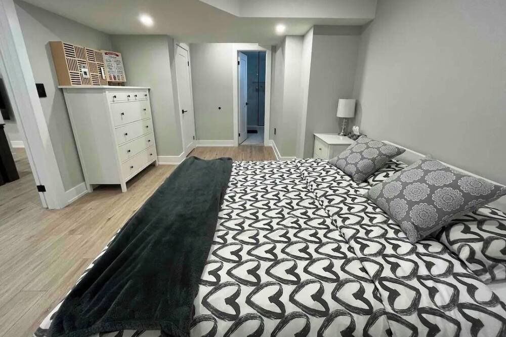 Photo of Bedroom in Aurora