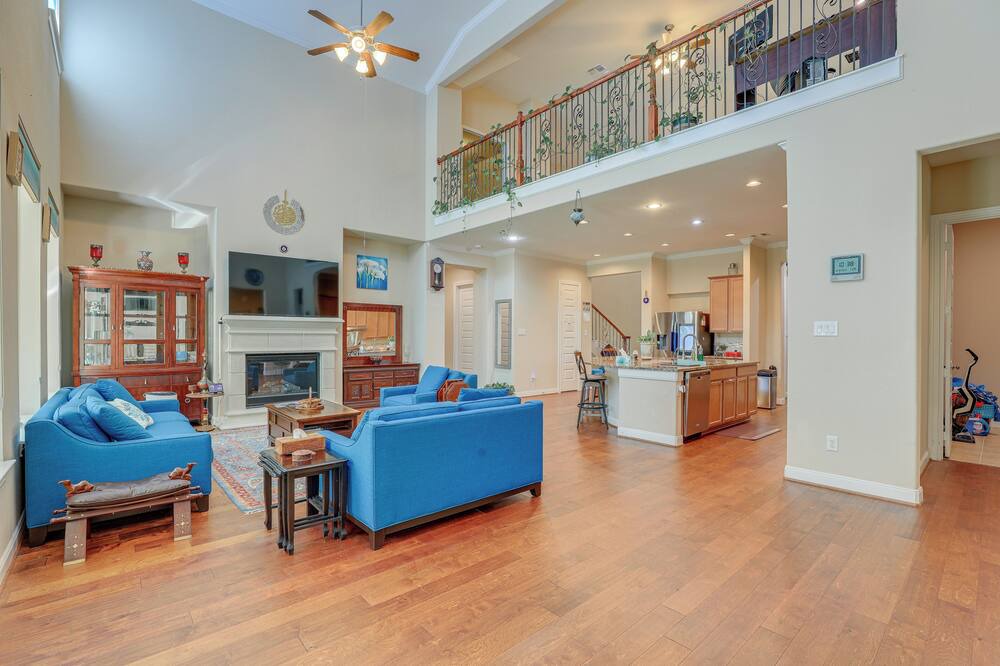 Photo of Livingroom in Sugar Land