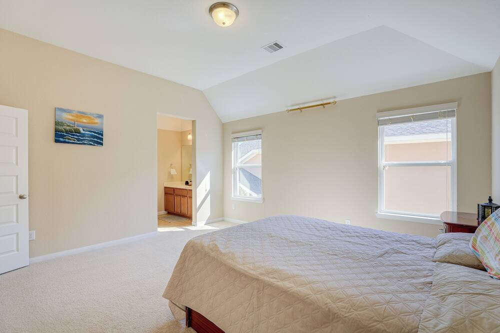 Photo of Bedroom in Sugar Land