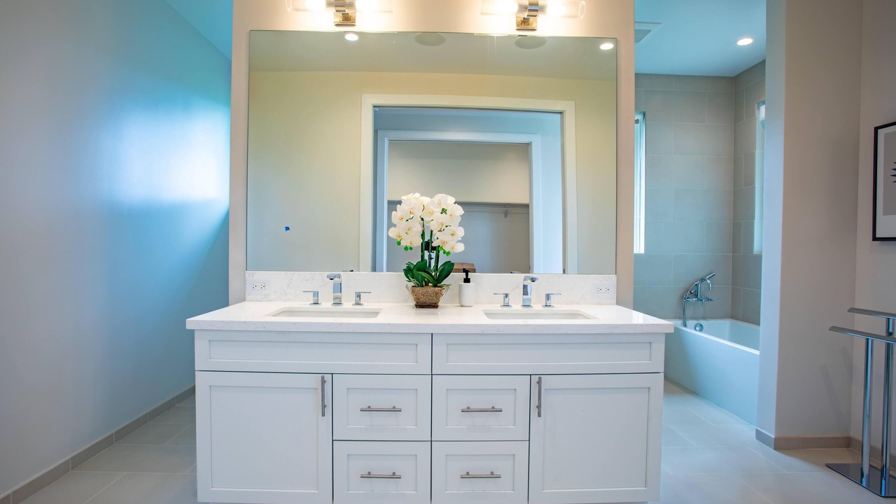 Photo of Others in Laie