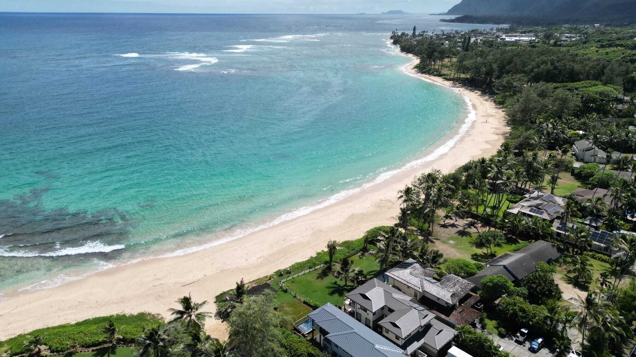 Photo of Others in Laie