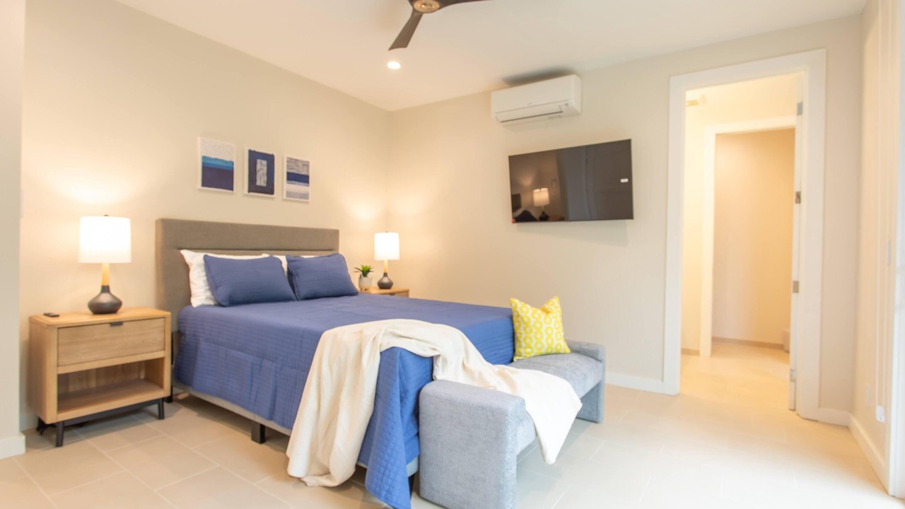 Photo of Others in Laie