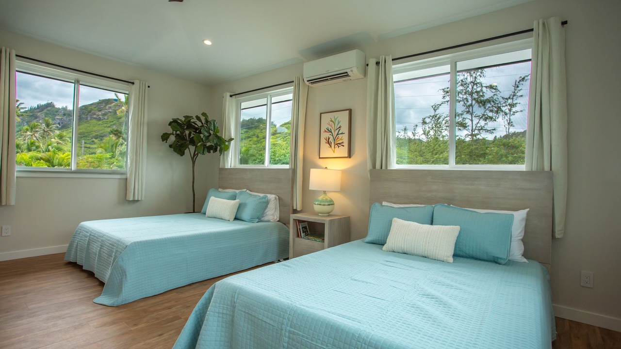 Photo of Others in Laie