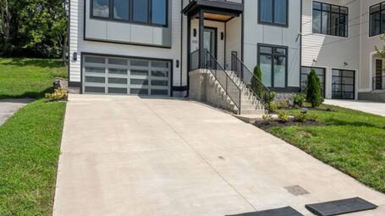Photo of Outdoor in Shelby Hills