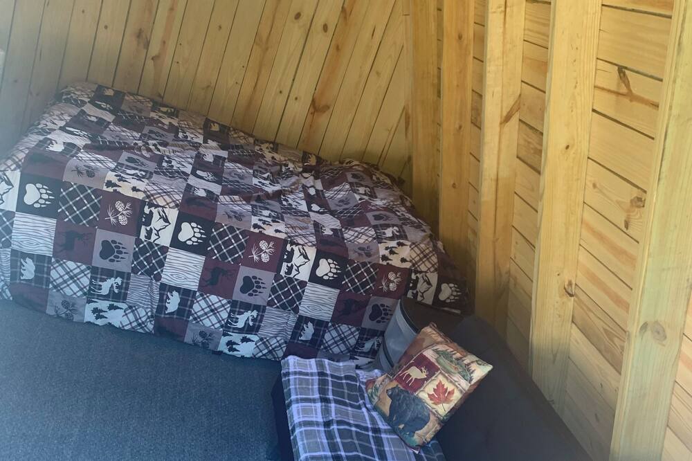 Photo of Bedroom in Decaturville