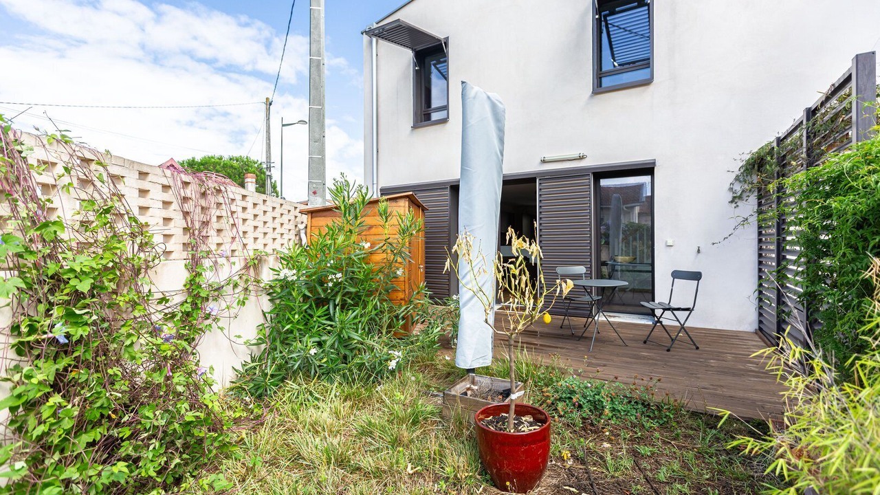 Photo of Outdoor in Begles